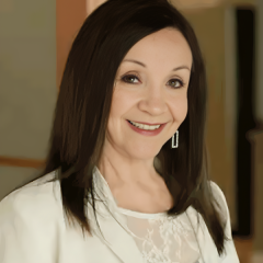 Beatriz-Alexander_President_INBIZ_Latino